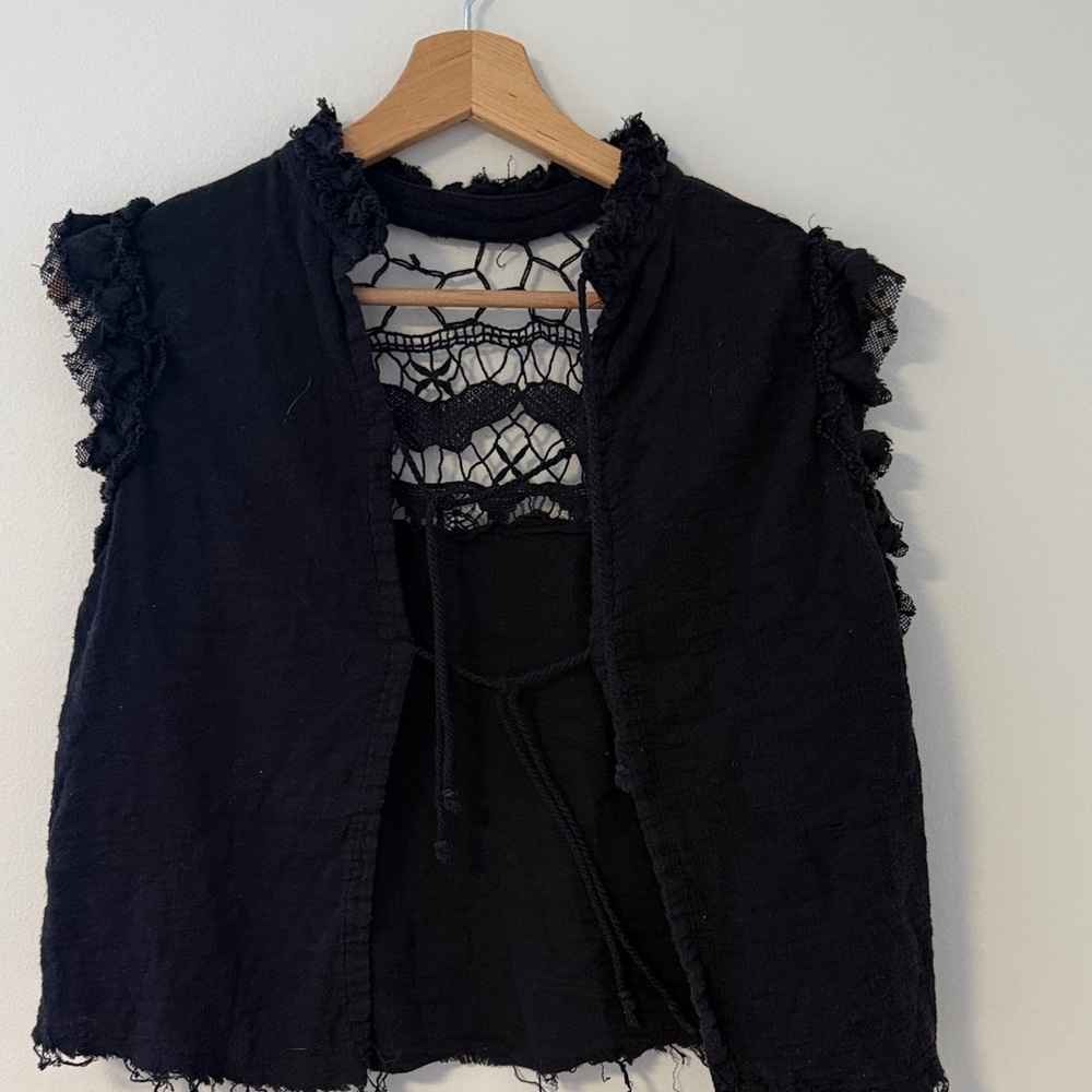 Free People Elegant Black Lace Women's Top tie back size small - Picture 4 of 6
